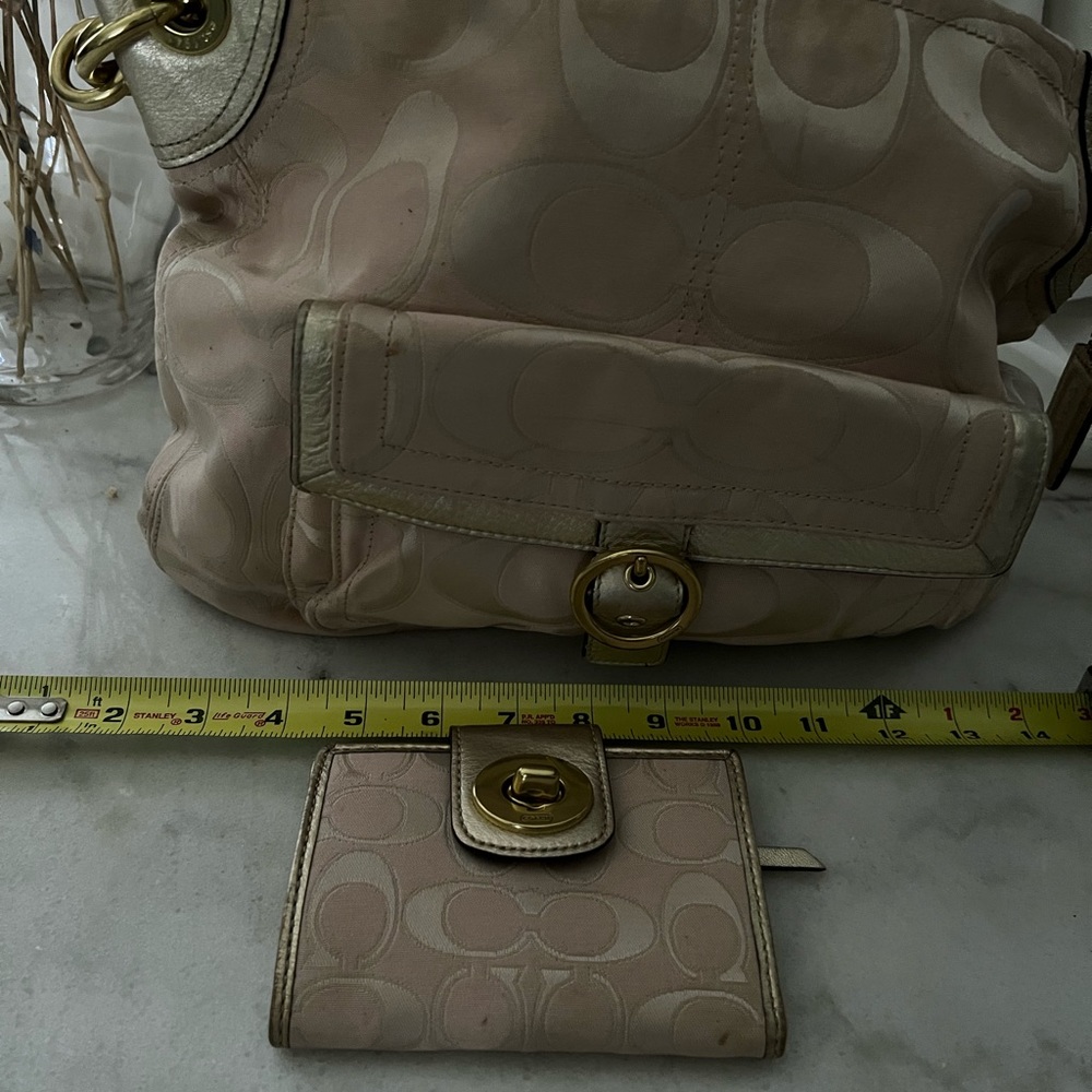 Coach Signature Logo Purse & Matching Wallet